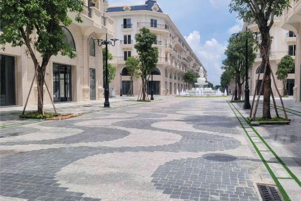 Bán shophouse vạn phúc city căn góc 140m2