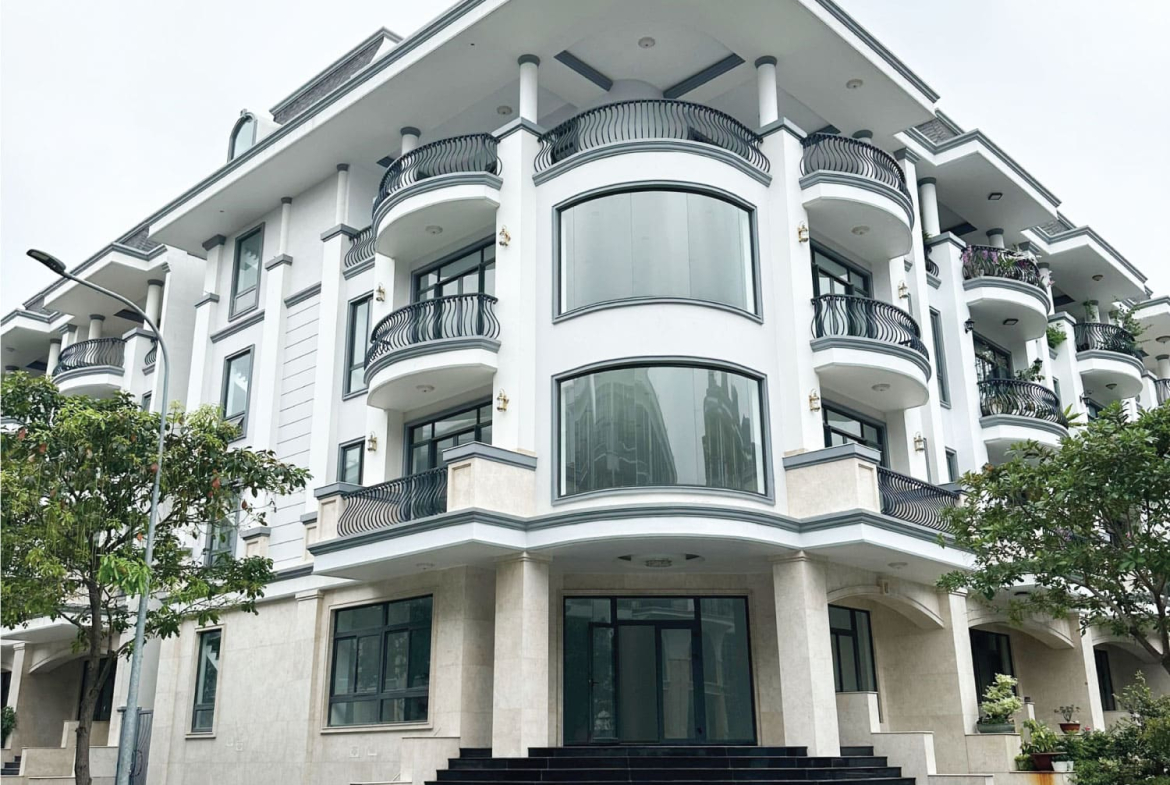 Cho thuê văn phòng nguyên căn Vạn Phúc City