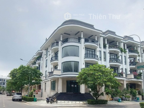 Cho thuê văn phòng nguyên căn Vạn Phúc City
