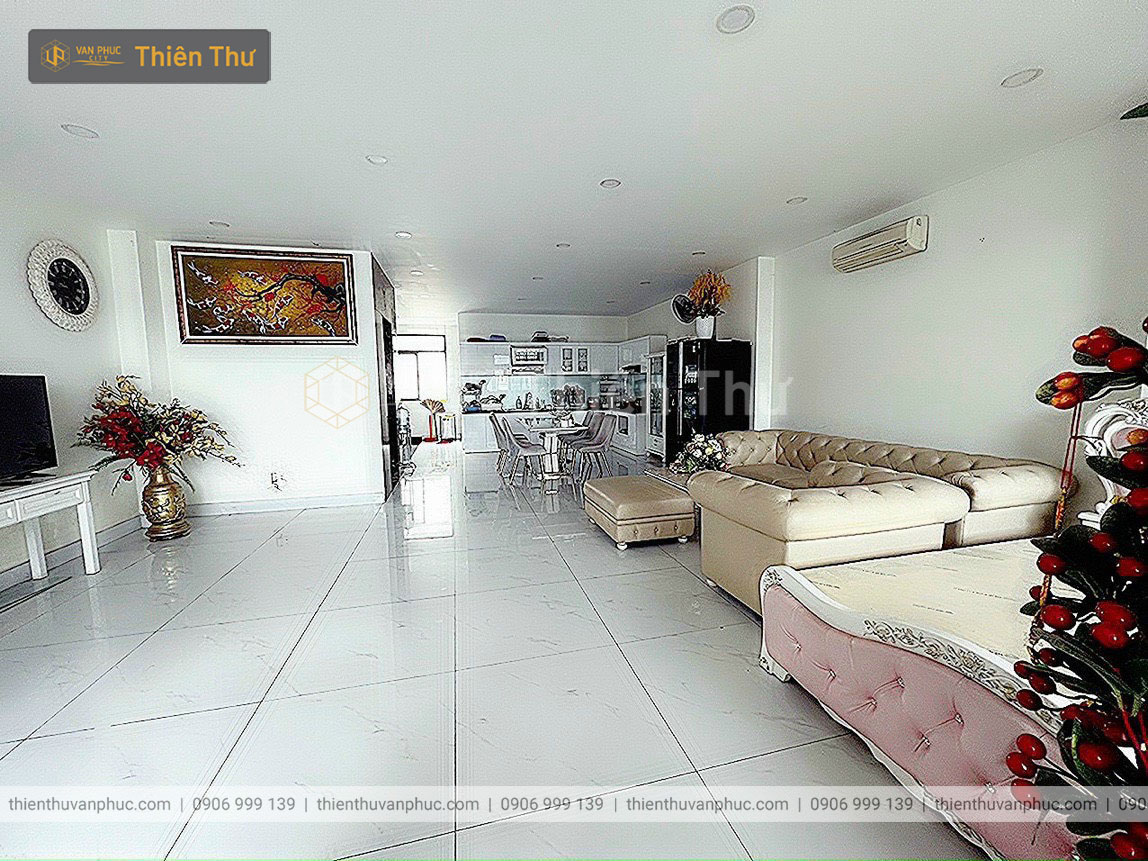 Bán shophouse mặt tiền 7m nhà thô Vạn Phúc City