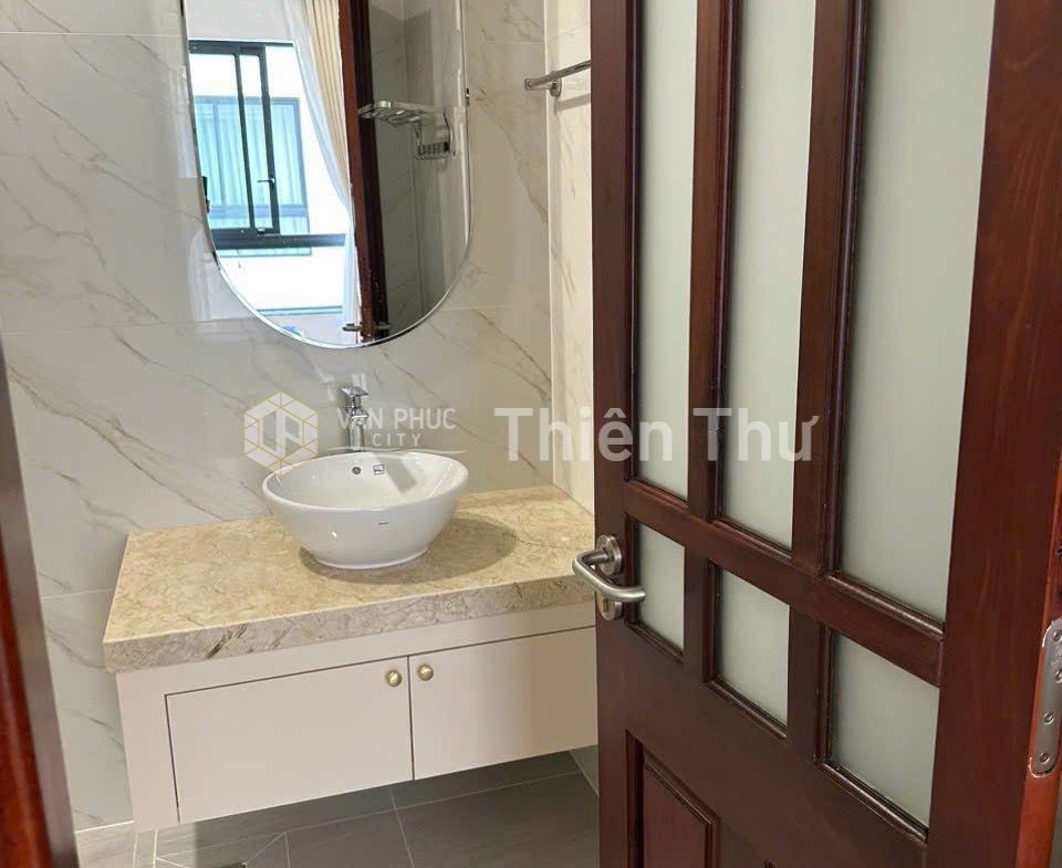 Cho thuê căn hộ dịch vụ nhà phố đi bộ vạn phúc city