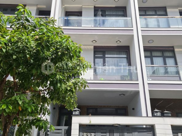 Cho thuê nhà nguyên căn mặt tiền 5m Khu đô thị Vạn Phúc