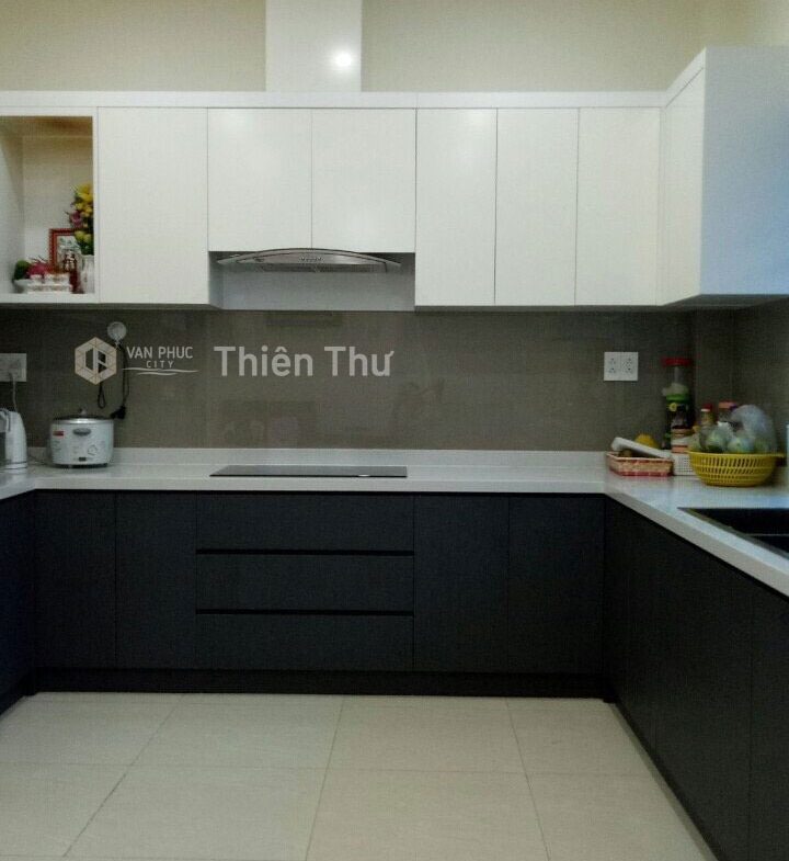 Bán nhà phố nguyên căn 1 hầm 3 tầng Vạn Phúc City