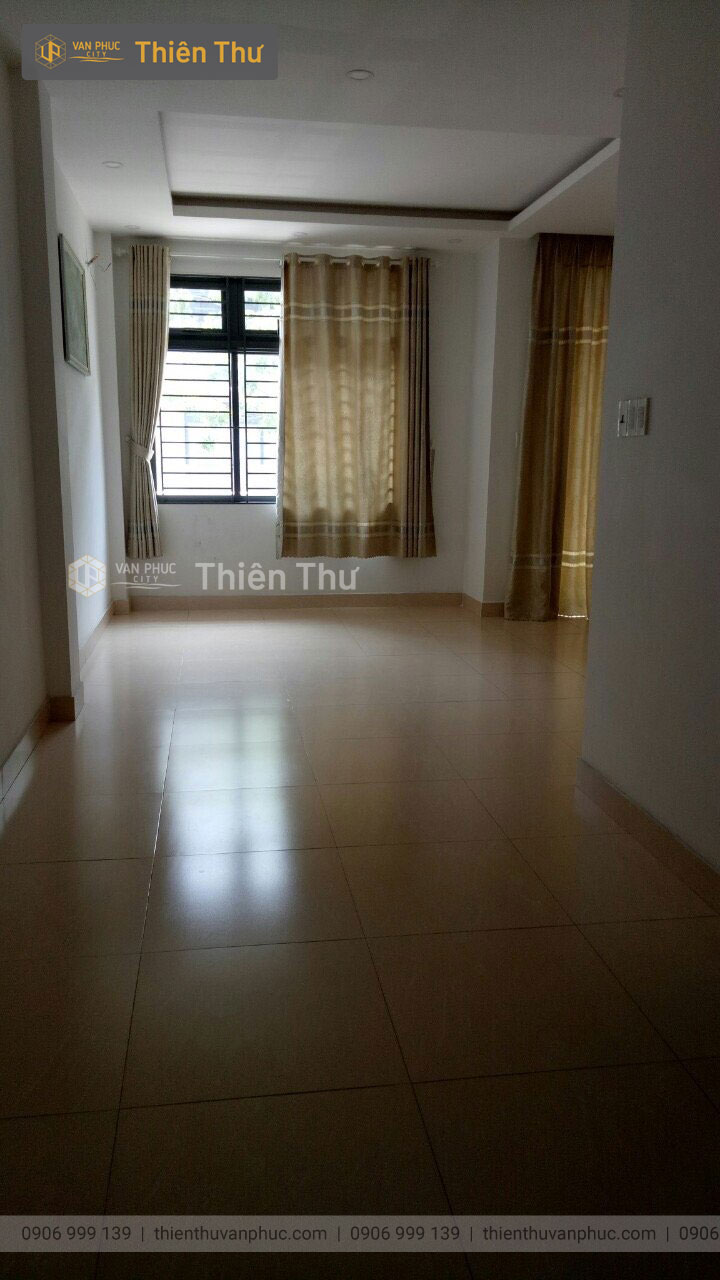 Bán nhà phố nguyên căn 1 hầm 3 tầng Vạn Phúc City
