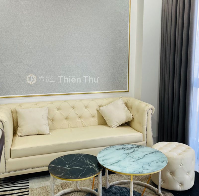 Cho thuê căn hộ dịch vụ 2 phòng ngủ 80m2 Vạn Phúc City
