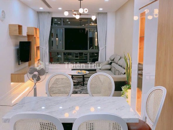 Cho thuê căn hộ dịch vụ 2 phòng ngủ Vạn Phúc City