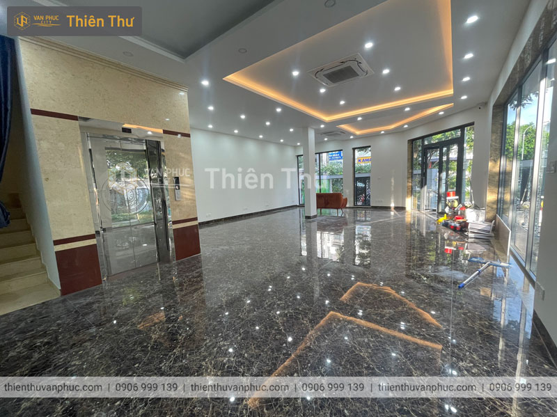 Cho thuê văn phòng 2 tầng 350m2 Vạn Phúc City