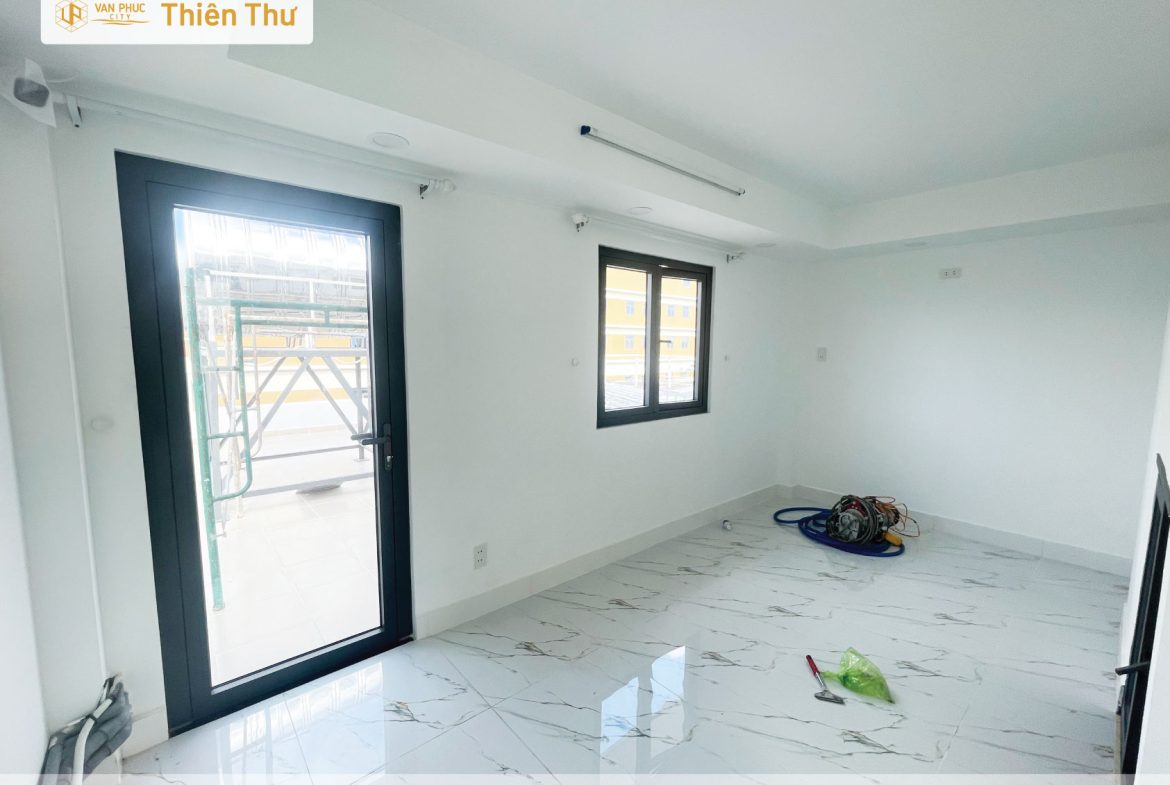 Cho thuê văn phòng nguyên căn 1 hầm 4 tầng 1 tum Vạn Phúc City