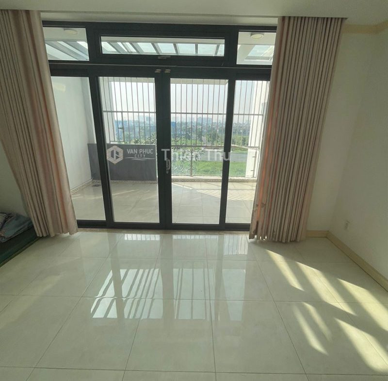 Cho thuê văn phòng nguyên căn 380m2 Vạn Phúc City