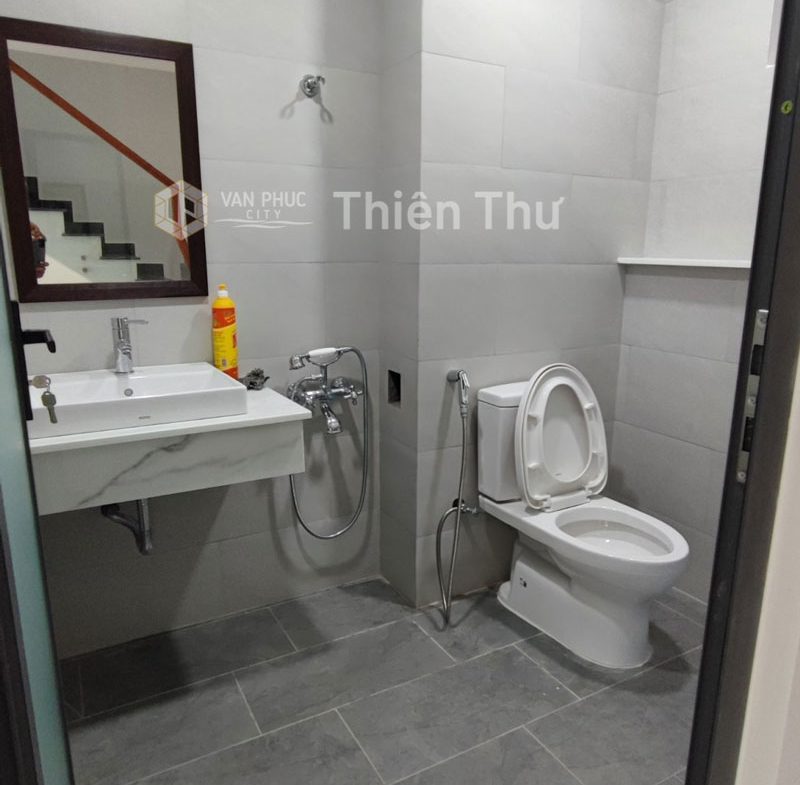 Cho thuê văn phòng nguyên căn 5 tầng Vạn Phúc City