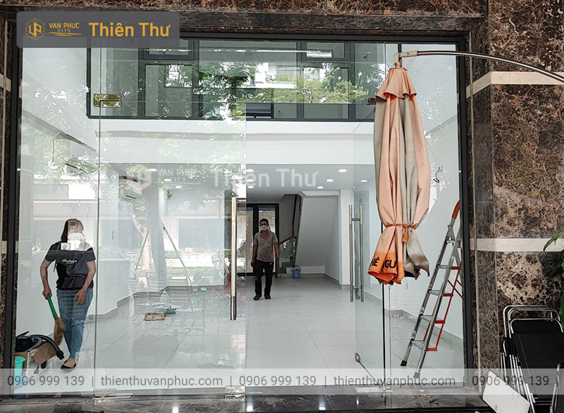 Cho thuê văn phòng nguyên căn 5 tầng Vạn Phúc City