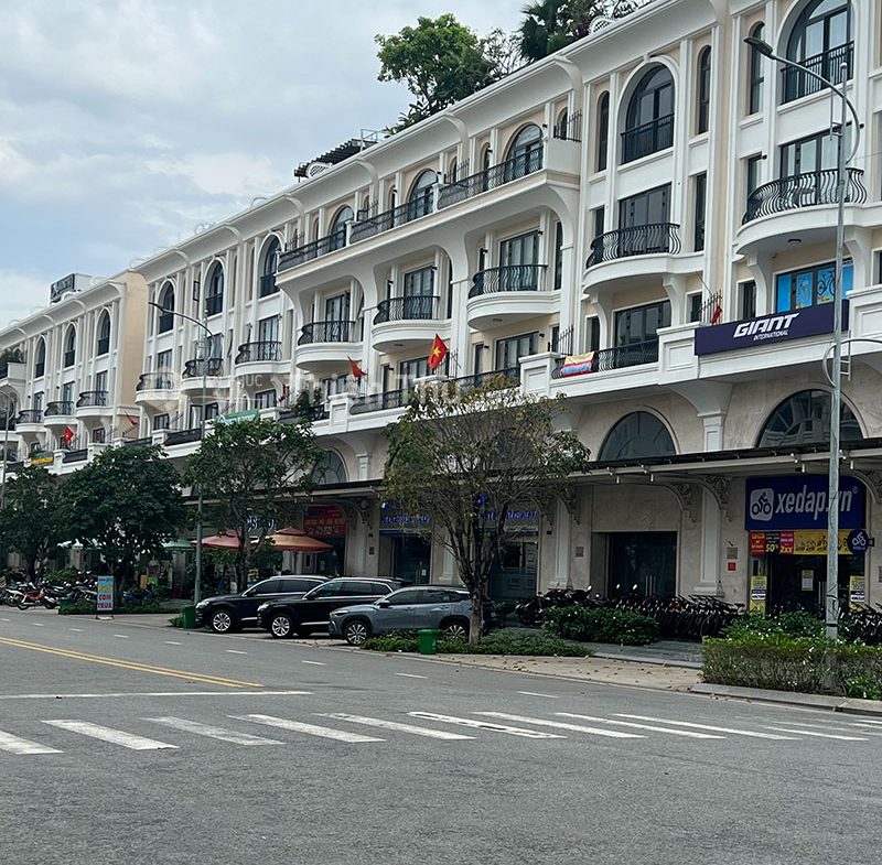 Bán shophouse không hầm Vạn Phúc City