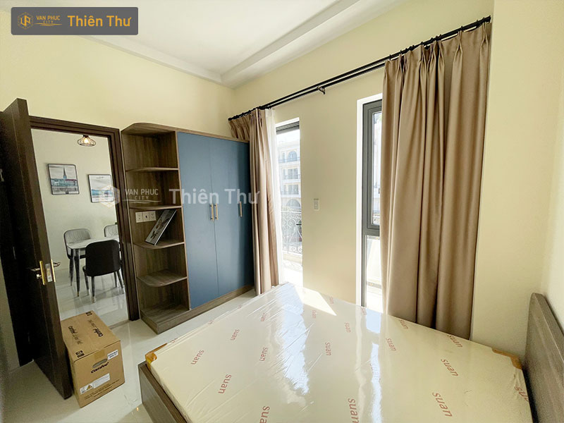 Cho thuê căn hộ dịch vụ 2 phòng ngủ Vạn Phúc City