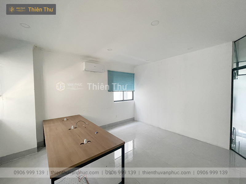 Cho thuê mặt bằng văn phòng Vạn Phúc City