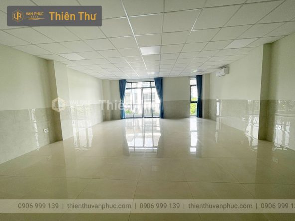 Cho thuê tầng văn phòng Vạn Phúc City - hoàn thiện nội thất theo yêu cầu