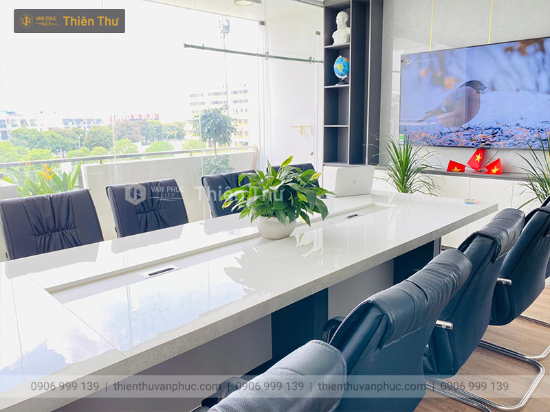 Cho thuê văn phòng nguyên căn full nội thất Vạn Phúc City