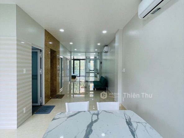 Cho thuê căn hộ 2pn Vạn Phúc City