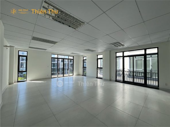 Cho thuê nguyên căn văn phòng Vạn Phúc City