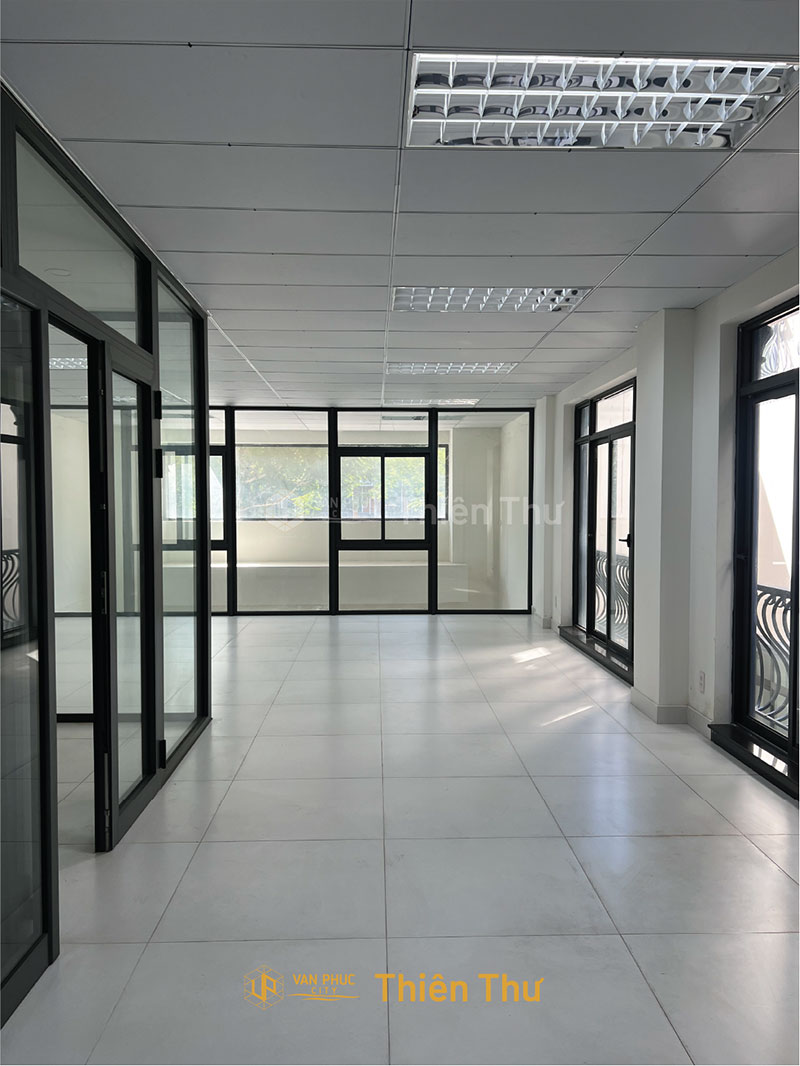 Cho thuê nguyên căn văn phòng Vạn Phúc City