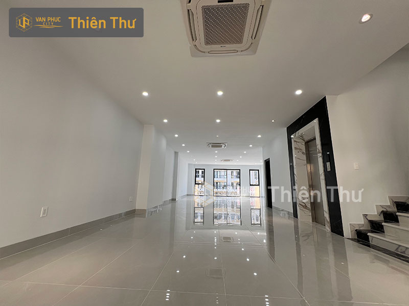 Cho thuê nhà nguyên căn 7x22m Vạn Phúc City