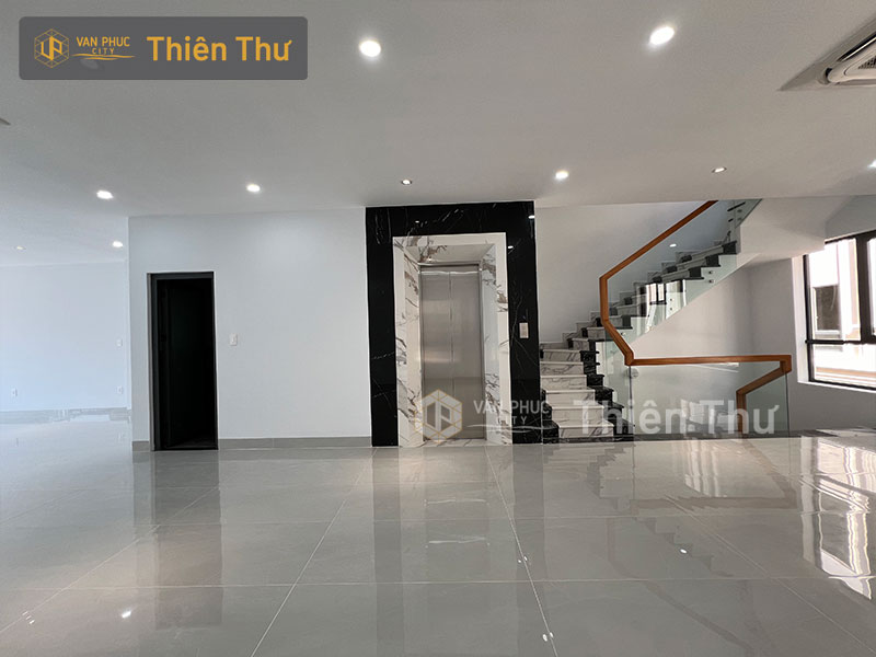 Cho thuê nhà nguyên căn 7x22m Vạn Phúc City