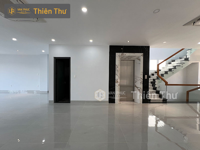 Cho thuê nhà nguyên căn 7x22m Vạn Phúc City