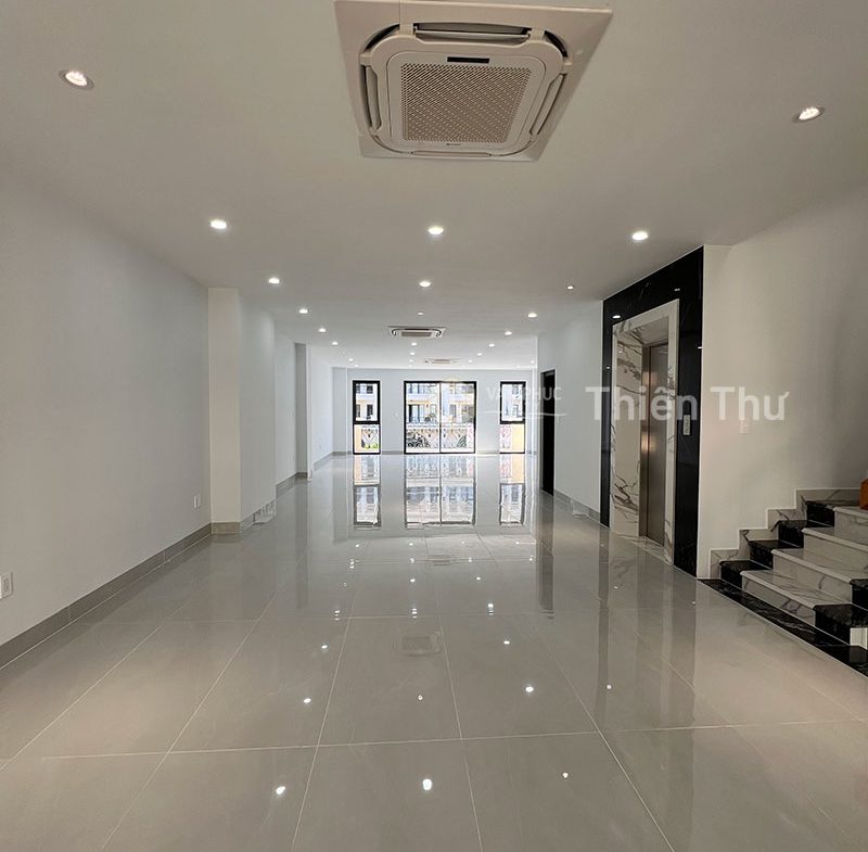 Cho thuê nhà nguyên căn 7x22m Vạn Phúc City