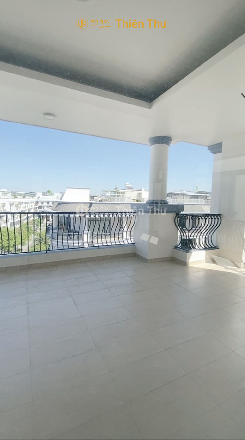 Cho thuê văn phòng nguyên căn Vạn Phúc City