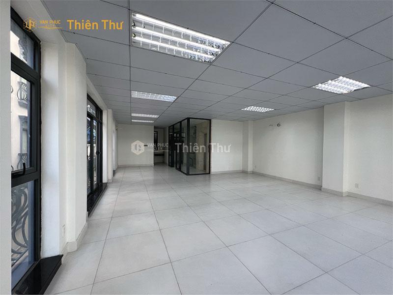 Cho thuê văn phòng nguyên căn Vạn Phúc City