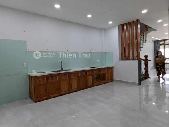 Cho thuê văn phòng Vạn Phúc City
