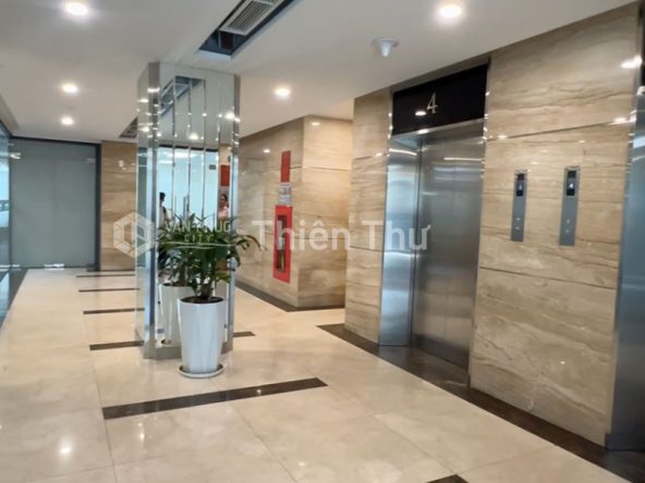 Cho thuê văn phòng Vạn Phúc City 95m2
