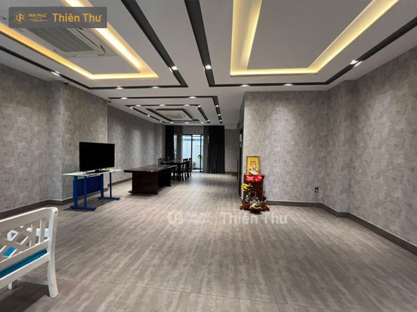 Bán nhà phố có hầm mặt tiền 7m Vạn Phúc City