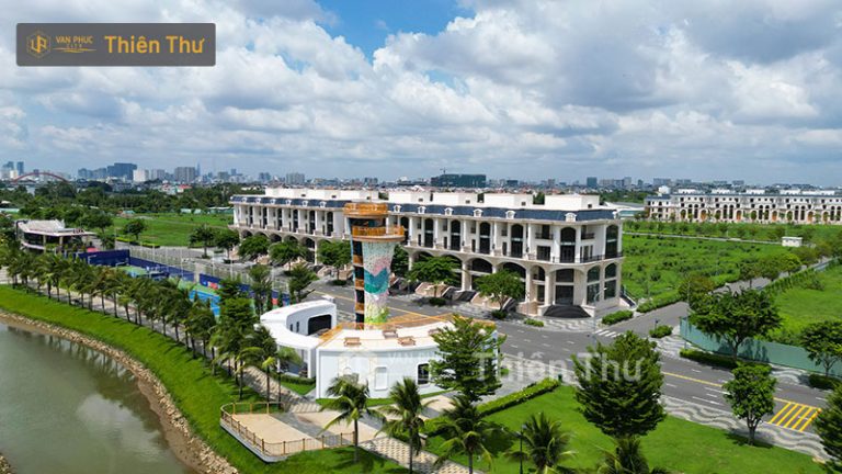 Bán shophouse 700m2 mặt tiền 7m Vạn Phúc City