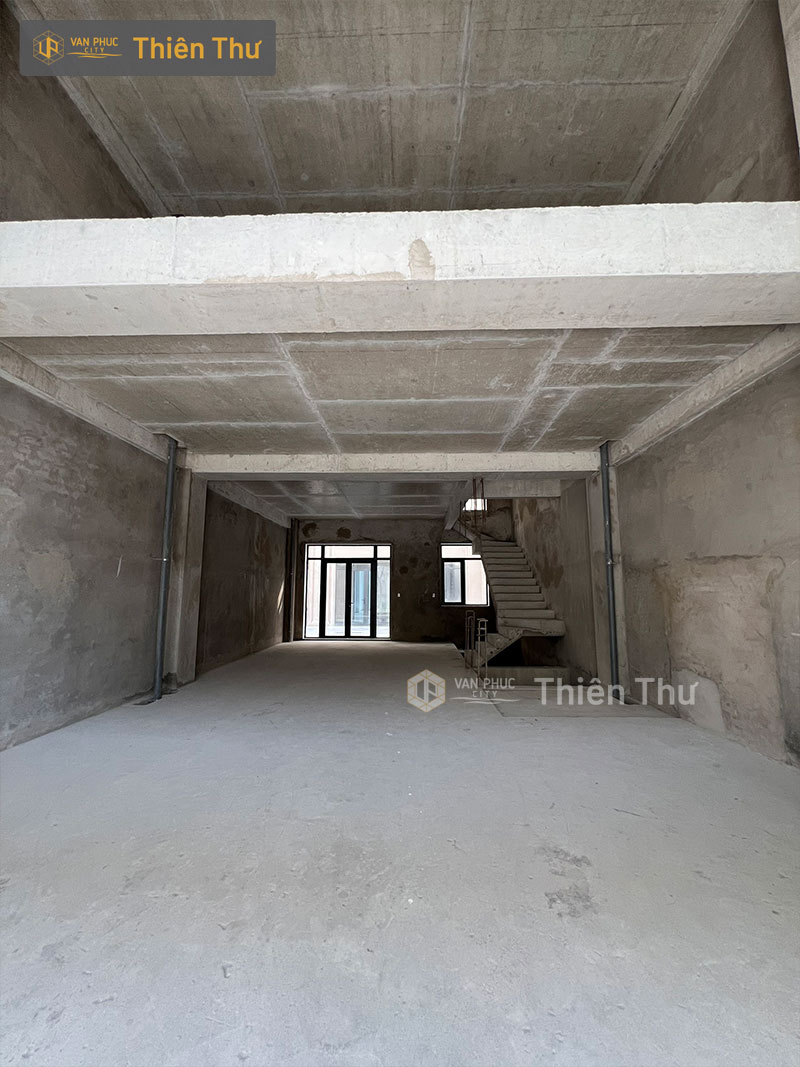 Cho thuê nhà nguyên căn 760m2 Vạn Phúc City