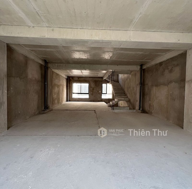 Cho thuê nhà nguyên căn 760m2 Vạn Phúc City
