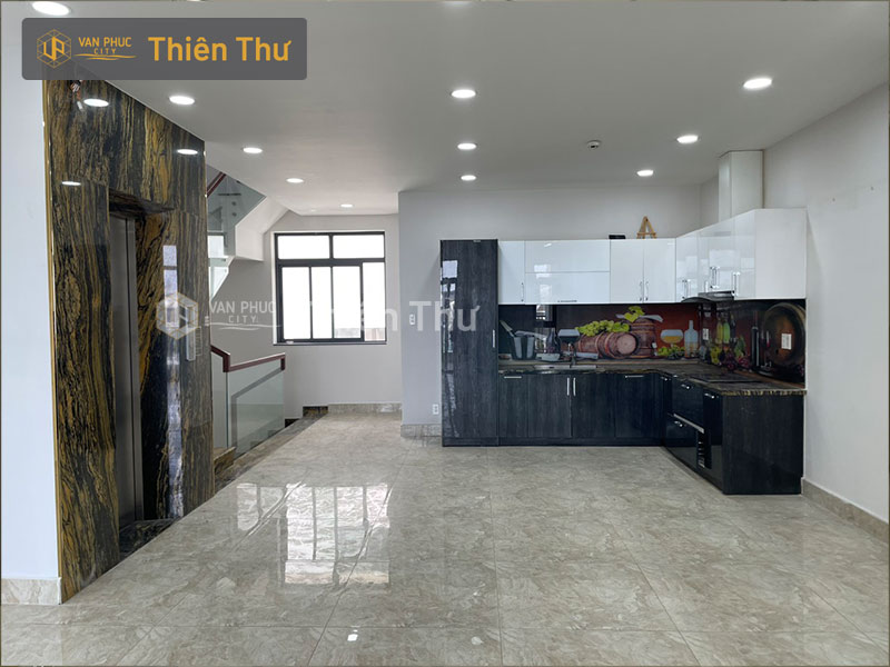 Cho thuê căn hộ dịch vụ 2 phòng ngủ 112m2 Vạn Phúc City