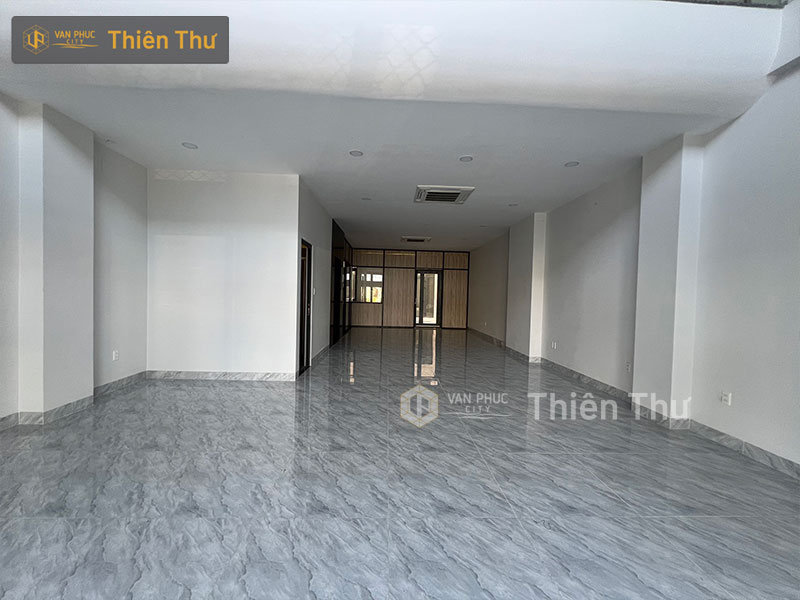 Cho thuê mặt bằng kinh doanh Vạn Phúc City