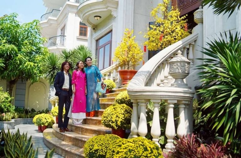 Hình ảnh biệt thự 1500m2 ở Sài Gòn của Việt Hương